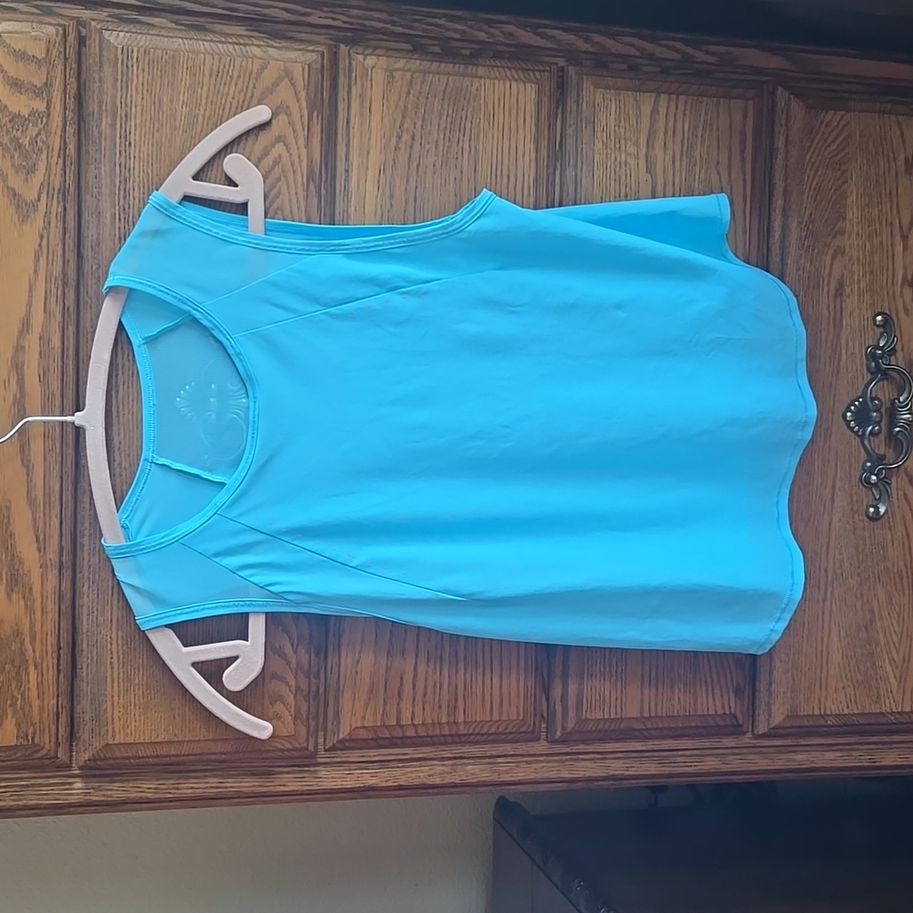 Lululemon size 4 Sculpt Cropped Tank Cyan Blue NWOT